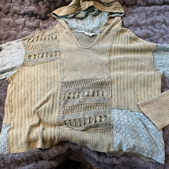 NEW OLI & HALI MIXED FABRIC HOODIE size Medium - Picture 5 of 8